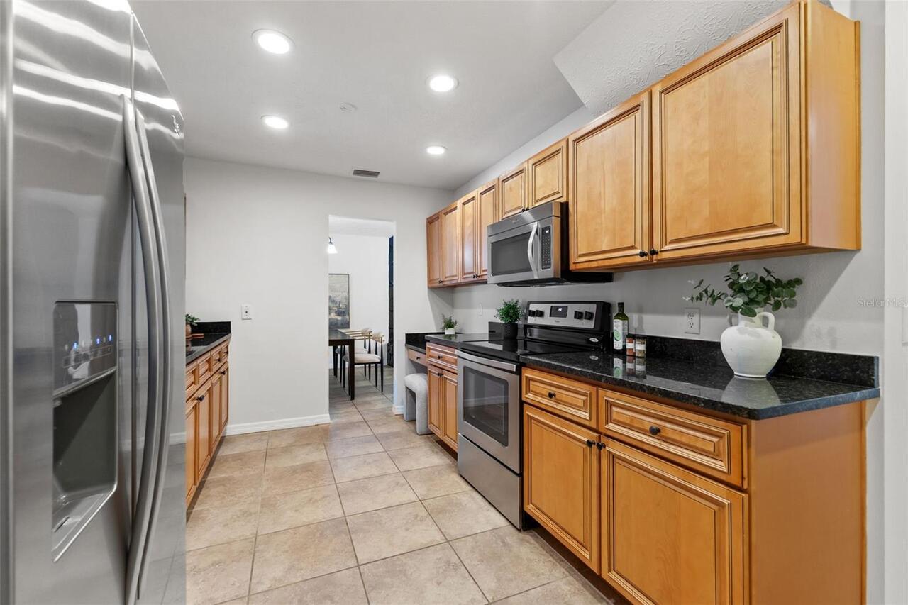 Listing Photo 8