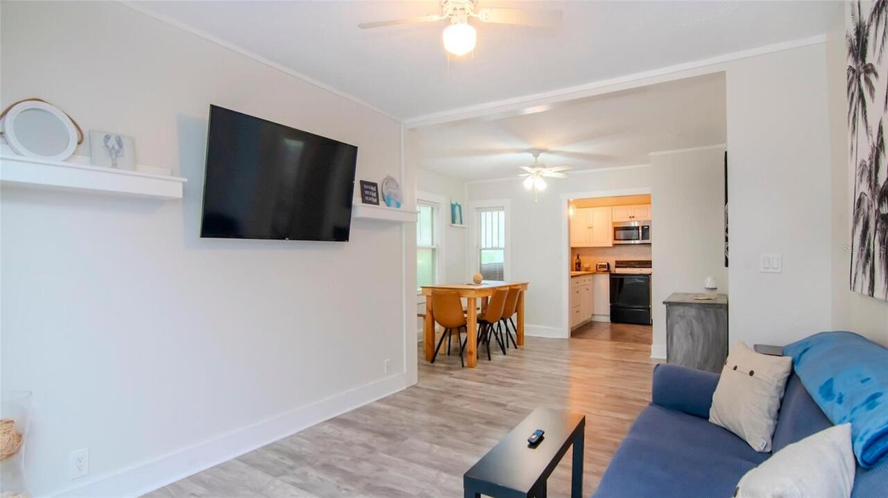 Listing Photo 6