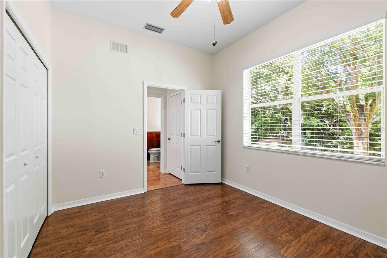 Listing Photo 23
