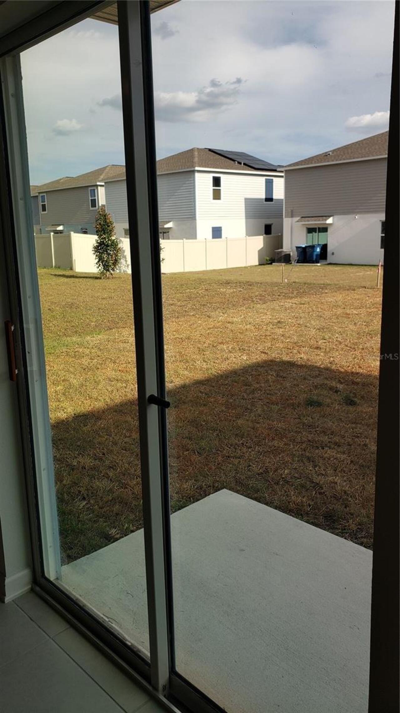 Listing Photo 12