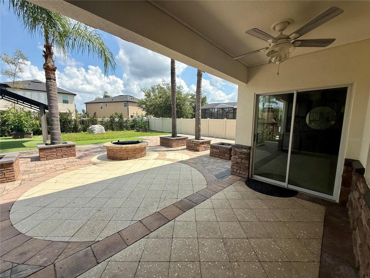 Listing Photo 17