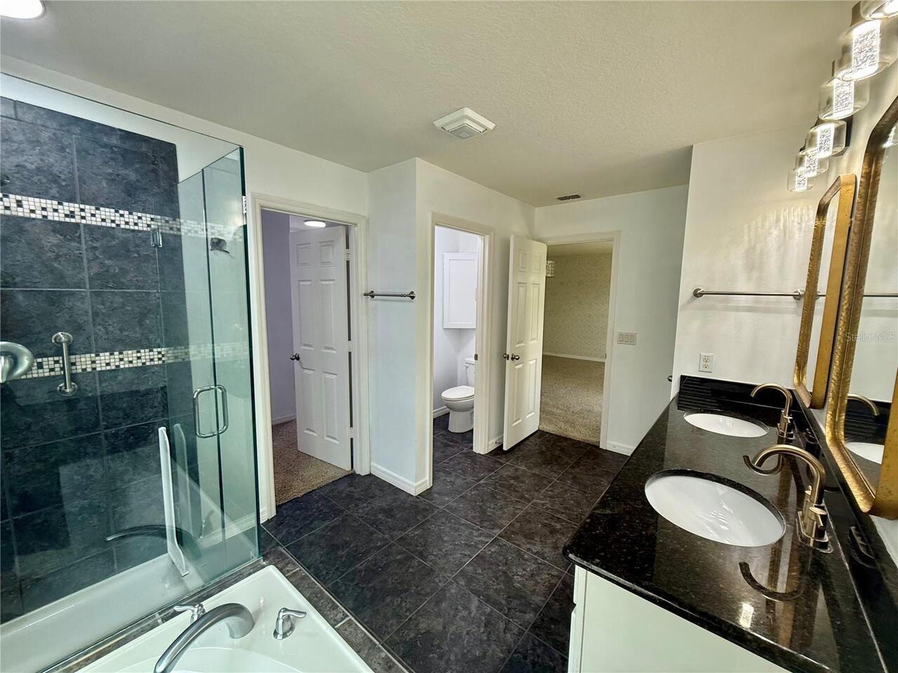 Listing Photo 44