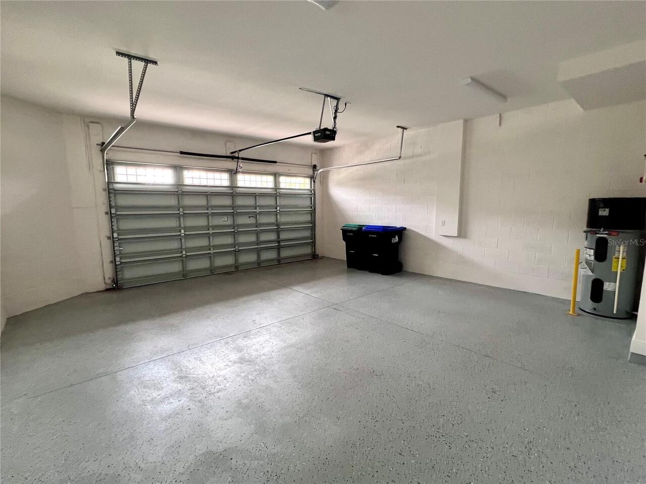 Listing Photo 10