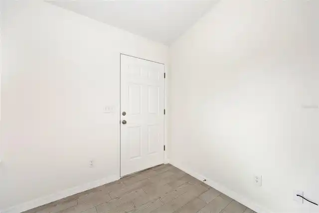 Listing Photo 7