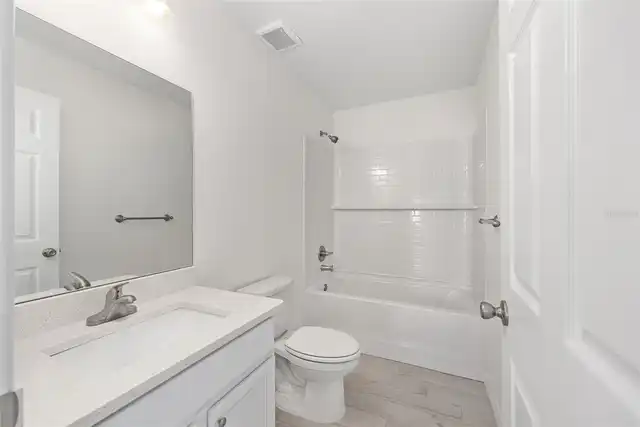 Listing Photo 25