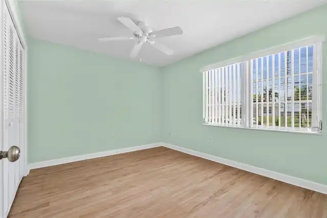 Listing Photo 23