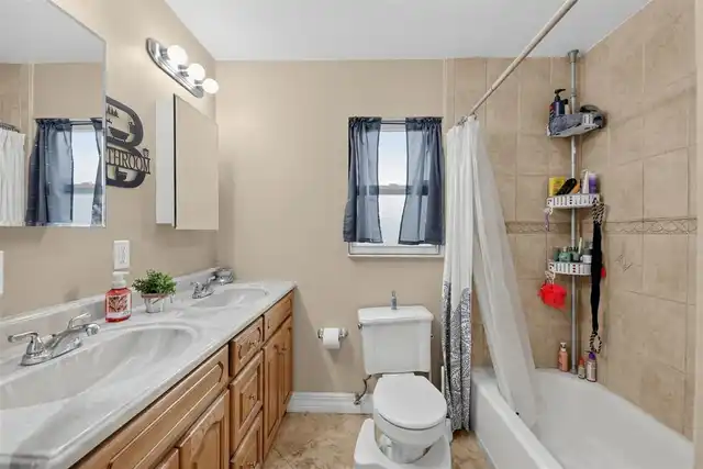 Listing Photo 21