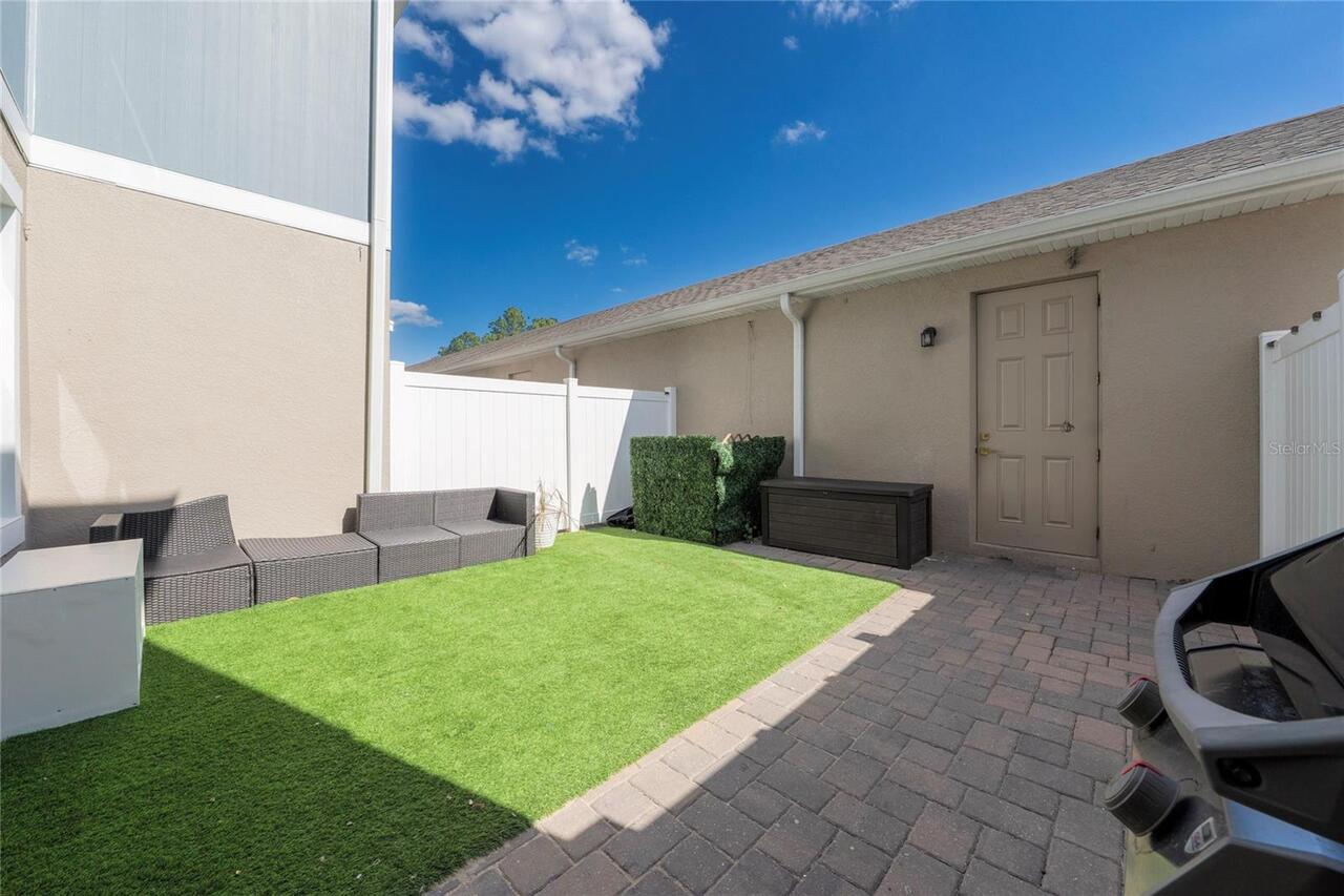 Listing Photo 14