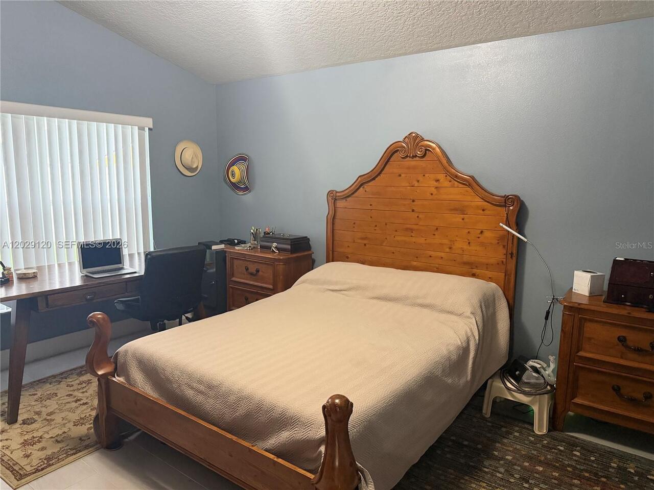 Listing Photo 11