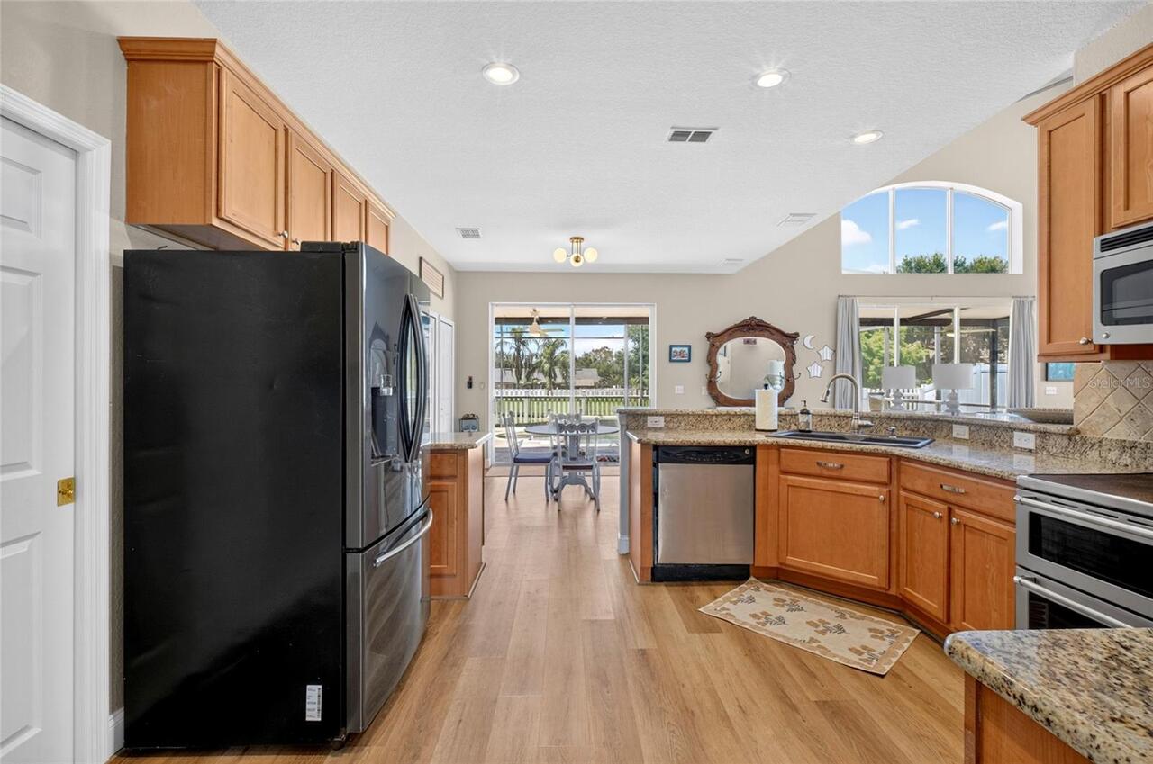 Listing Photo 16