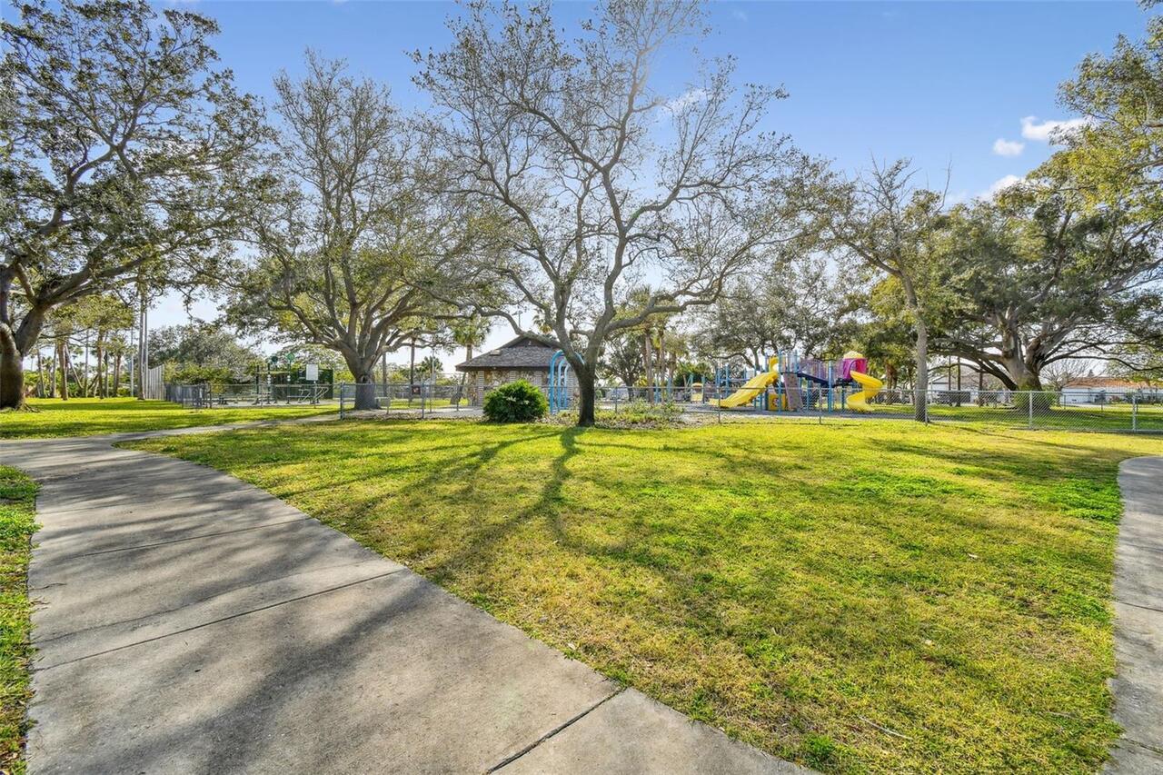 Listing Photo 37