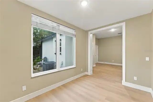 Listing Photo 34