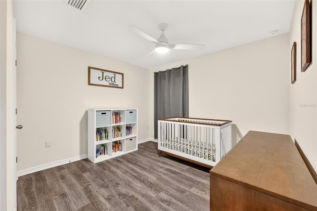 Listing Photo 14