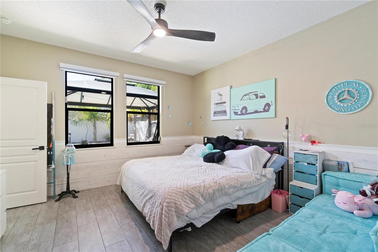 Listing Photo 15