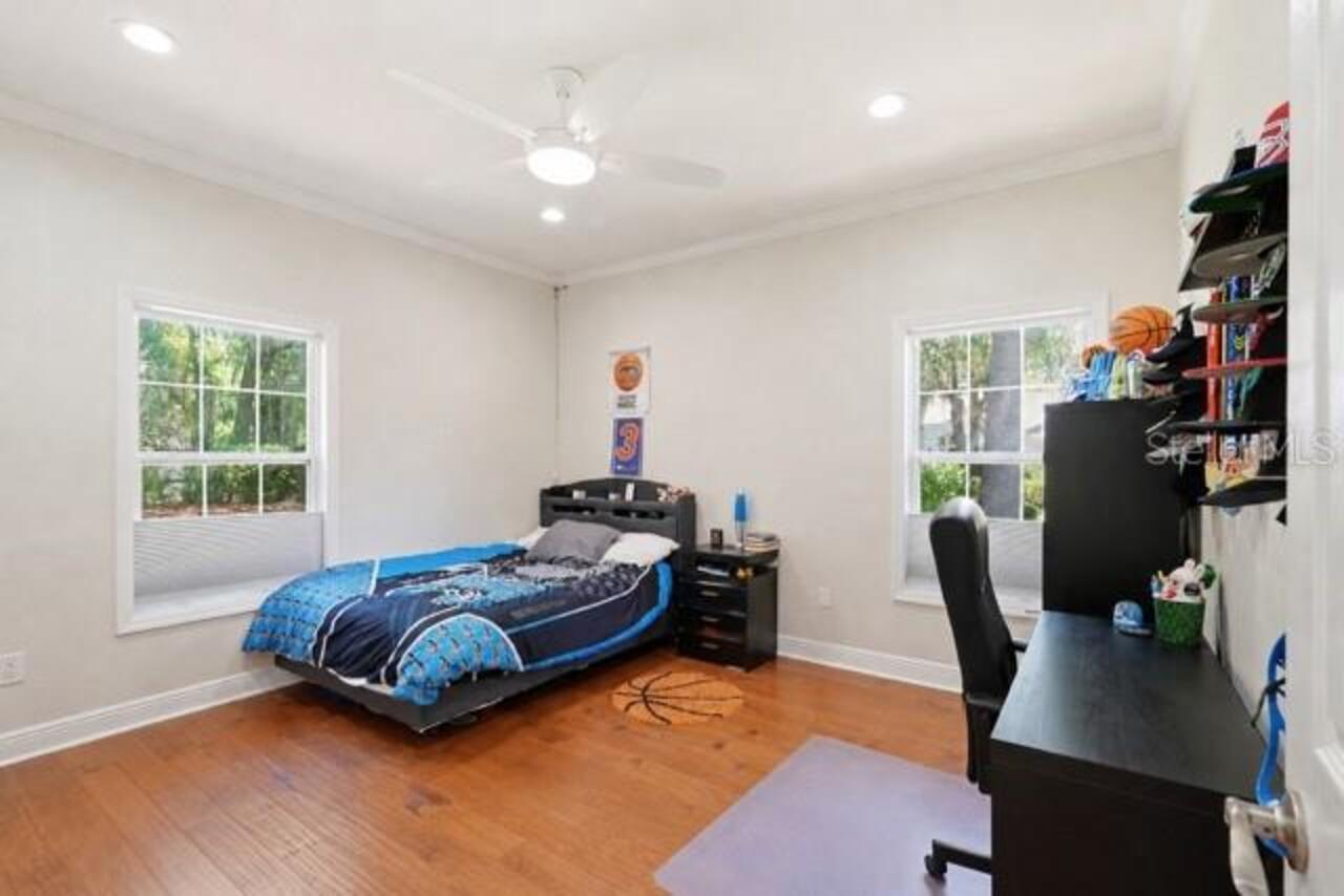 Listing Photo 33