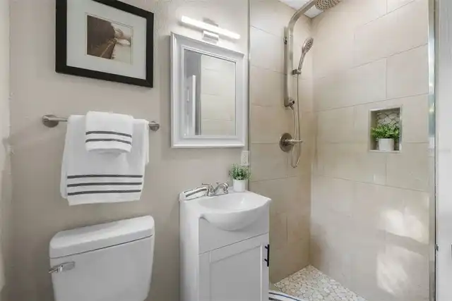 Listing Photo 21