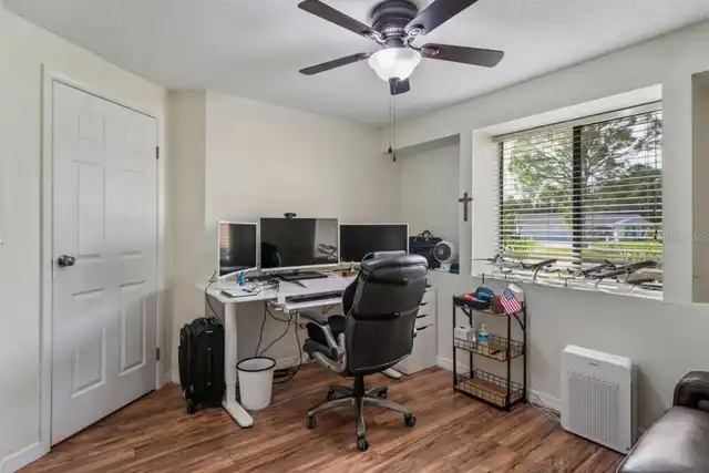Listing Photo 15