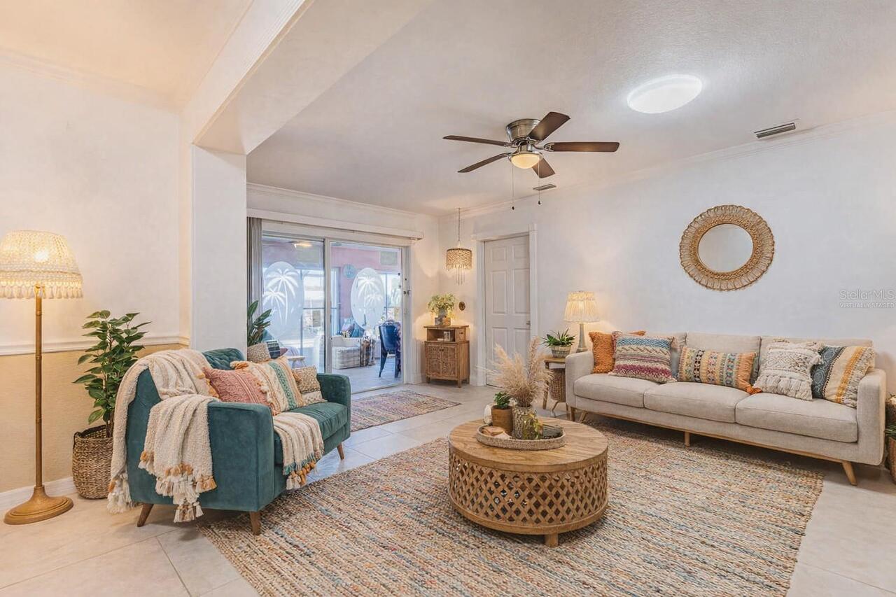 Listing Photo 10