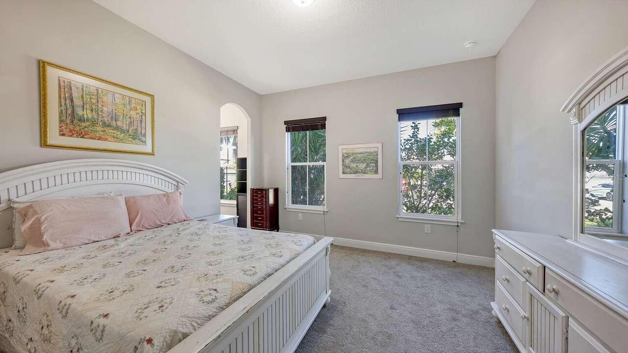 Listing Photo 22