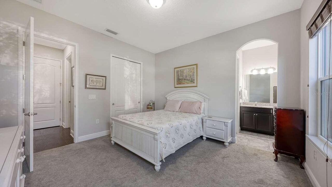 Listing Photo 23