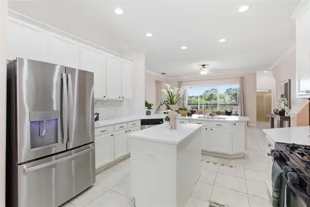 Listing Photo 15