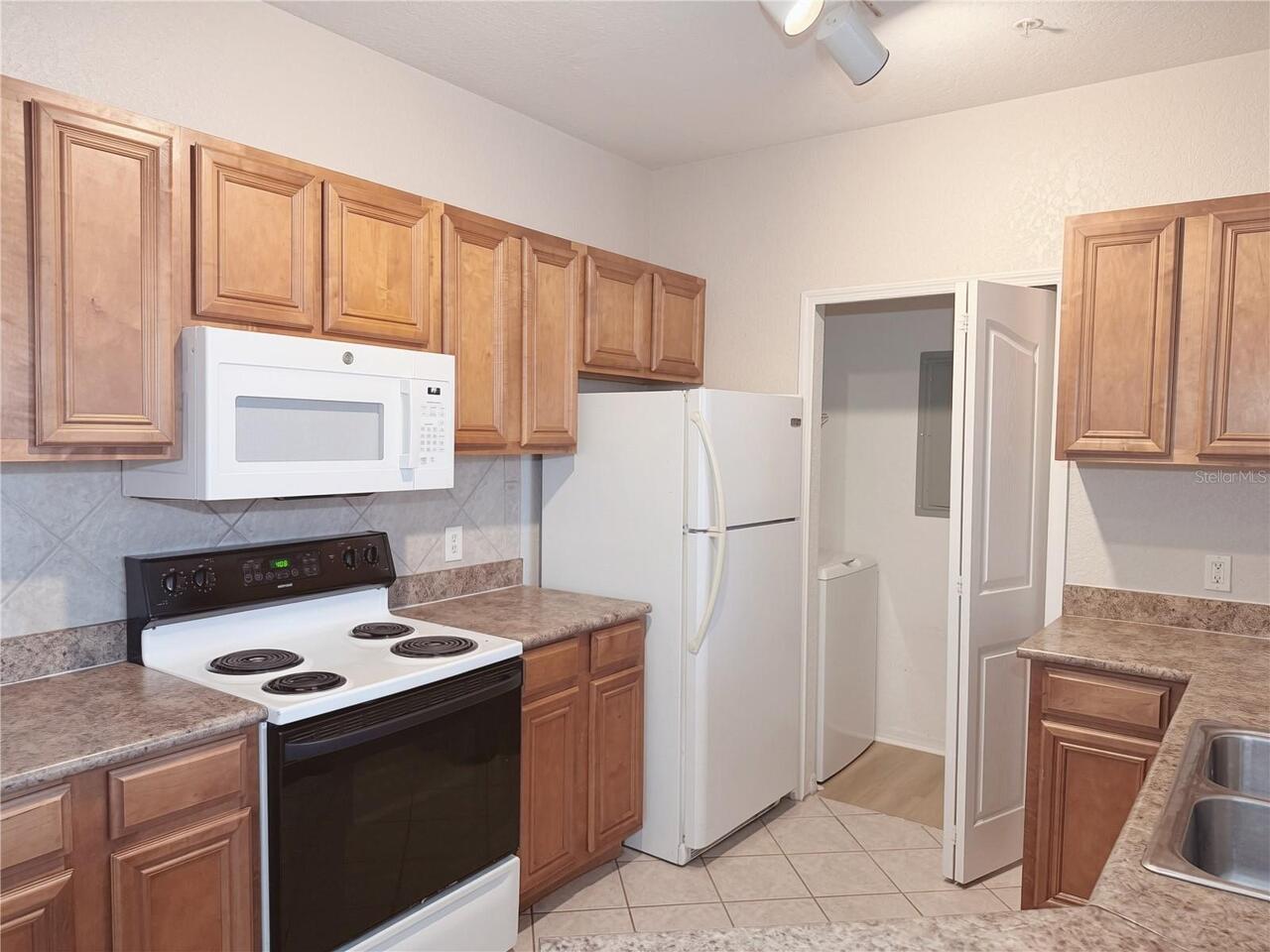 Listing Photo 17