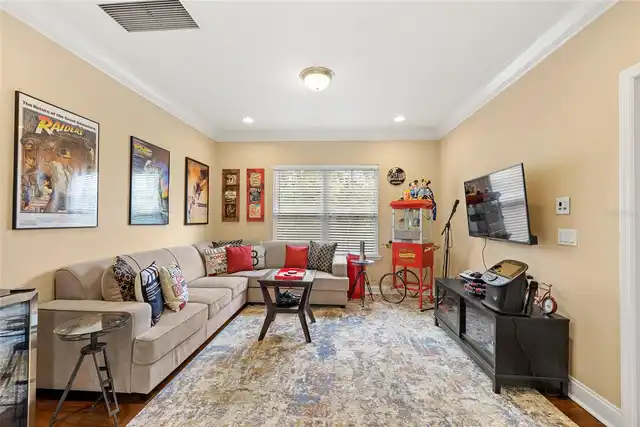 Listing Photo 25