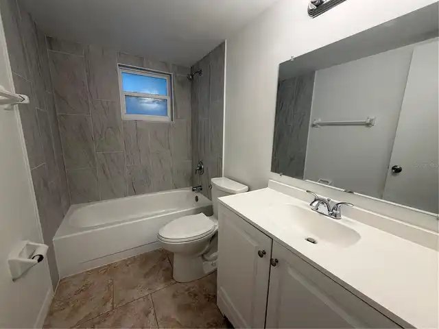 Listing Photo 9