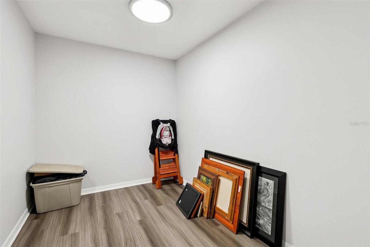 Listing Photo 24