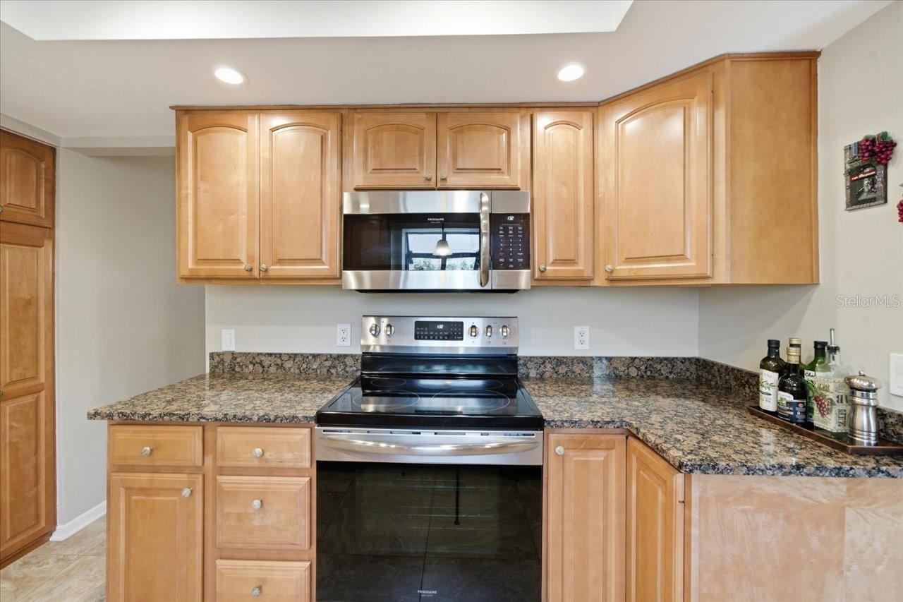 Listing Photo 9