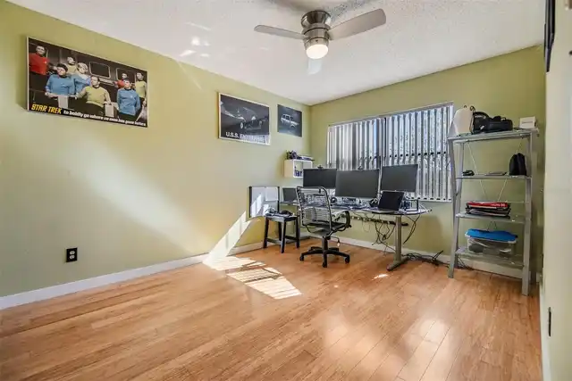 Listing Photo 6