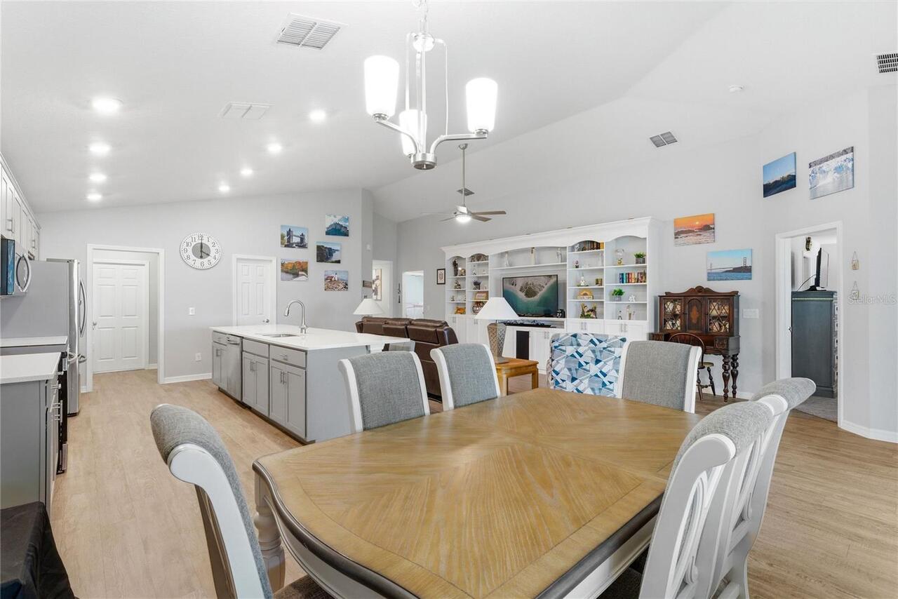 Listing Photo 10