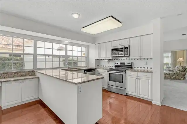 Listing Photo 17