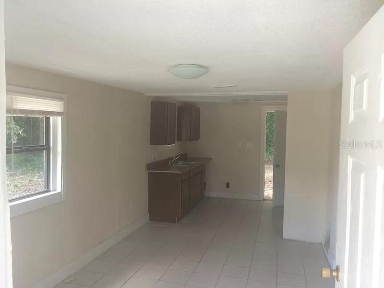 Listing Photo 9