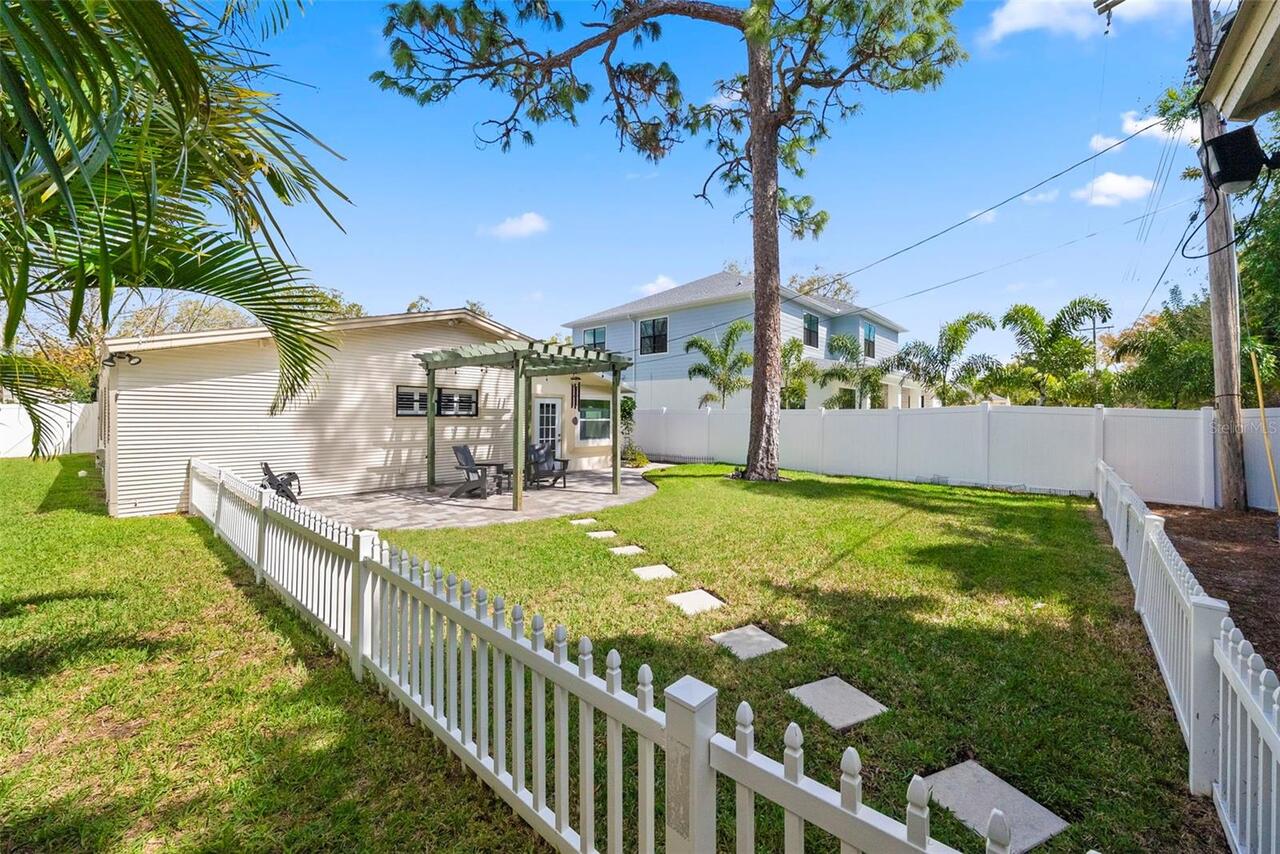 Listing Photo 6