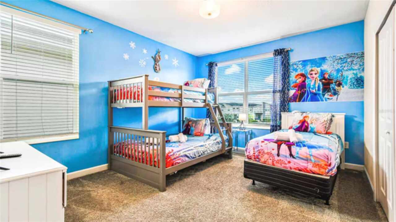 Listing Photo 11