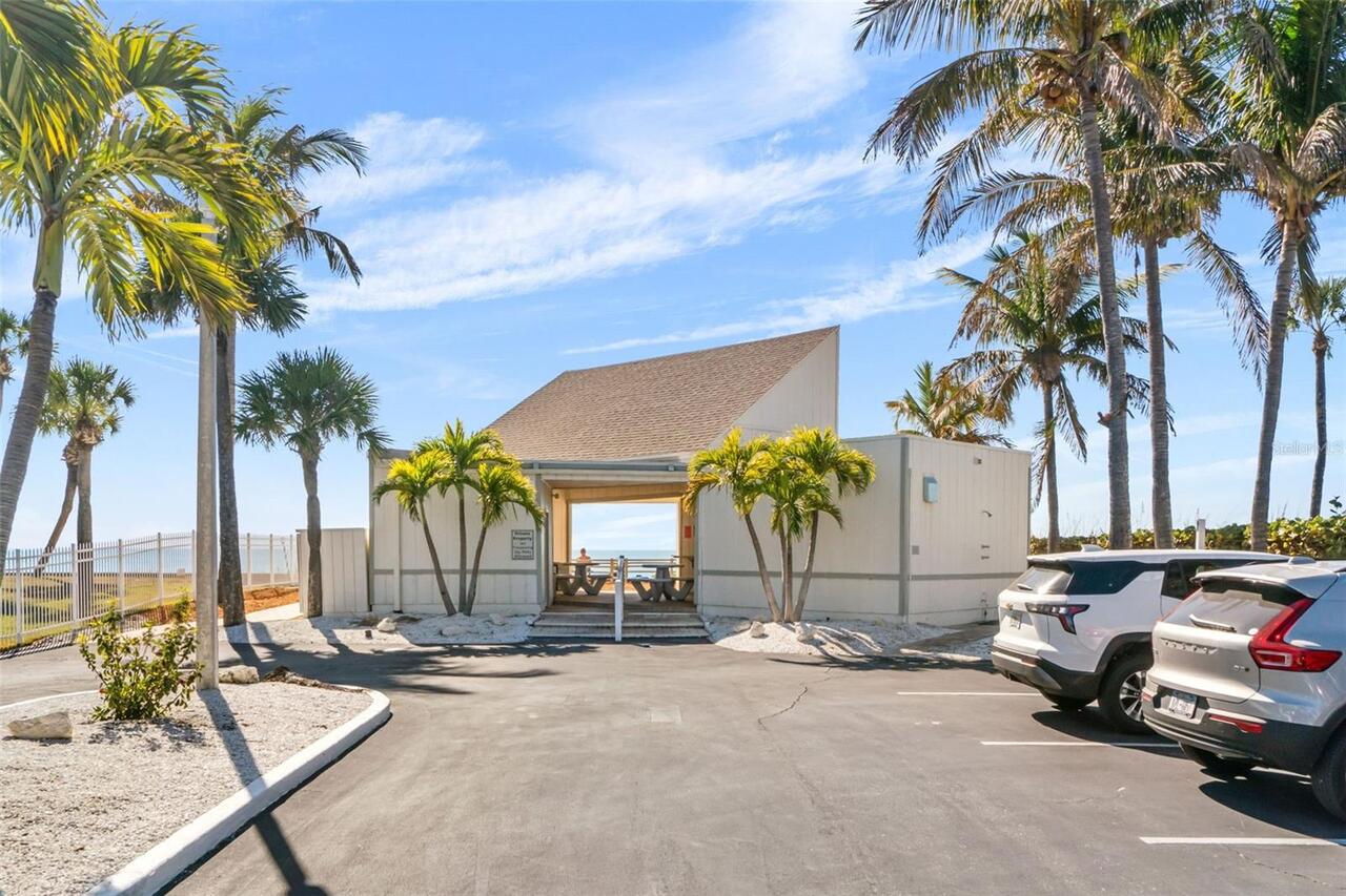 Listing Photo 17