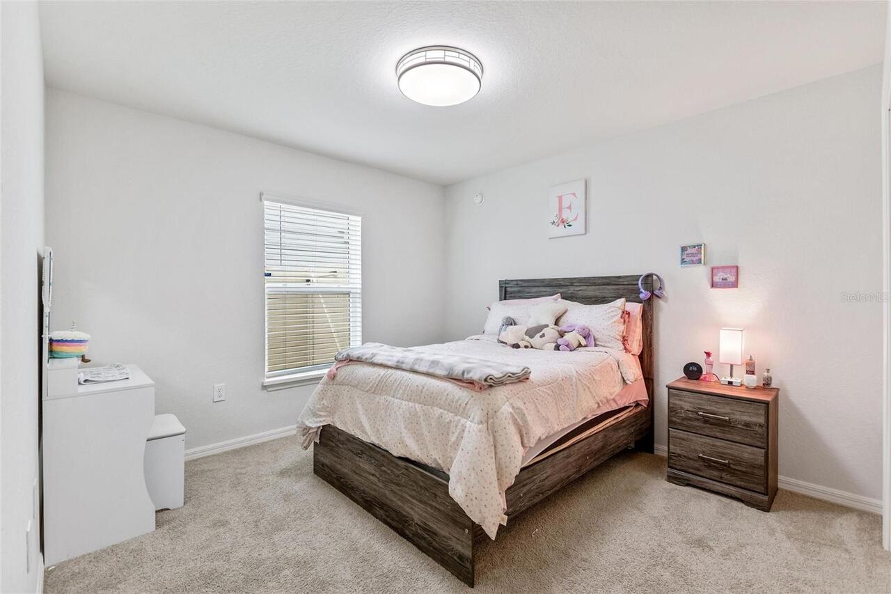 Listing Photo 9