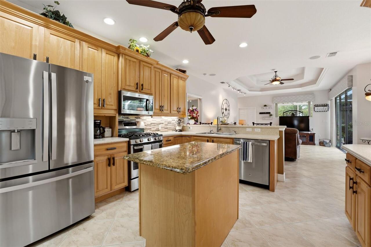 Listing Photo 11