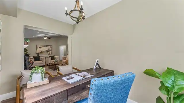 Listing Photo 17