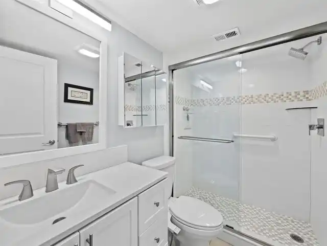 Listing Photo 14
