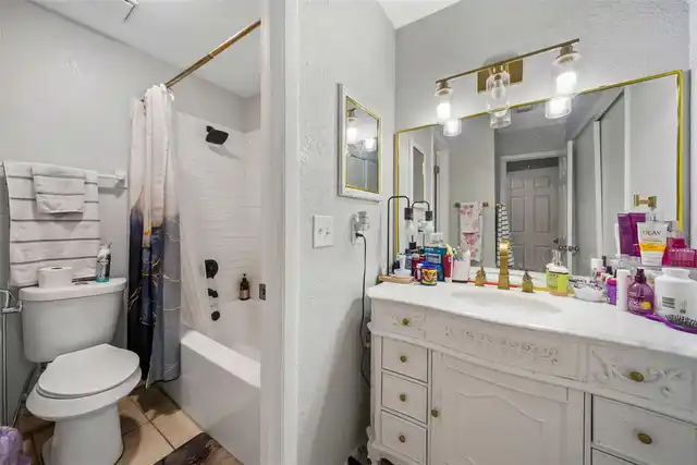 Listing Photo 21