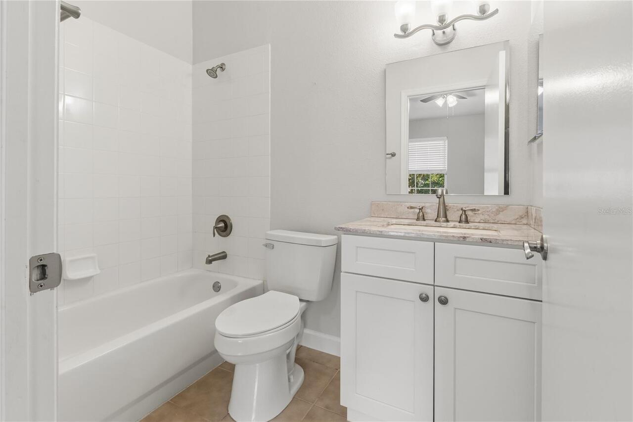 Listing Photo 14
