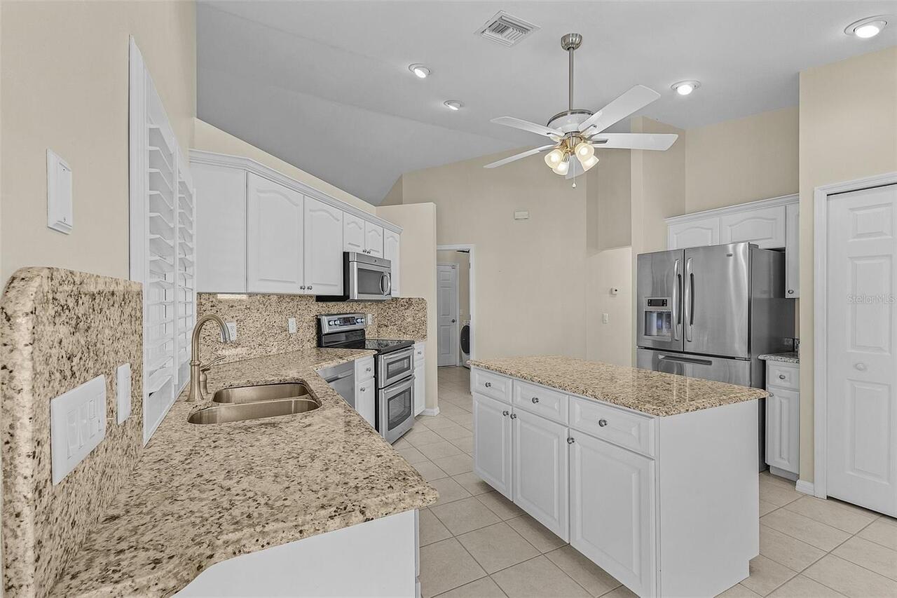 Listing Photo 8