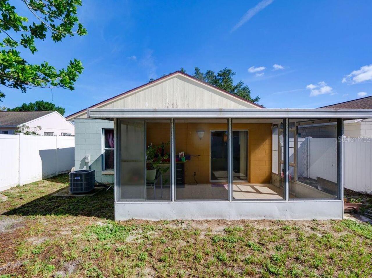Listing Photo 17