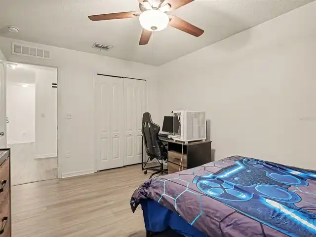 Listing Photo 25
