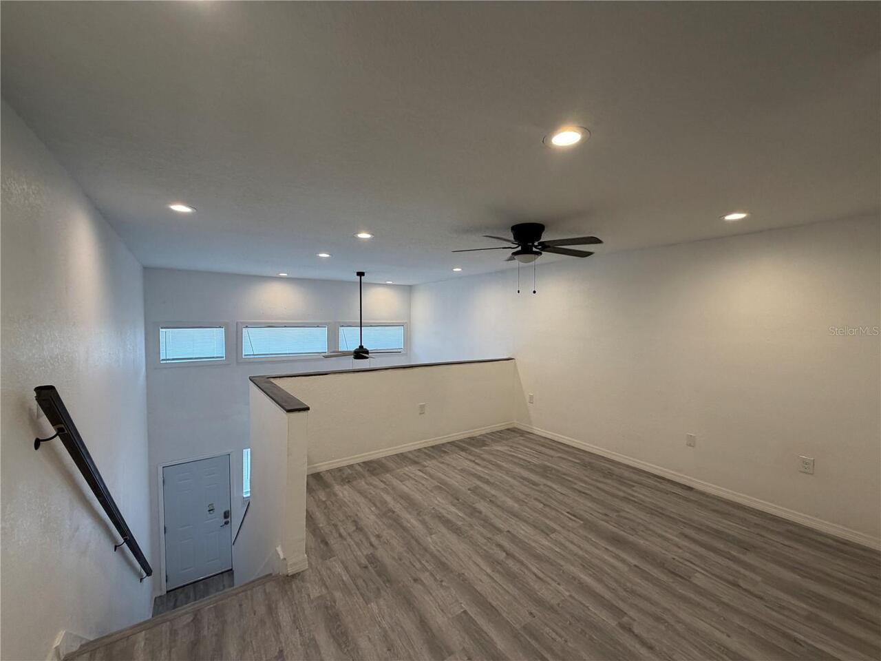 Listing Photo 11
