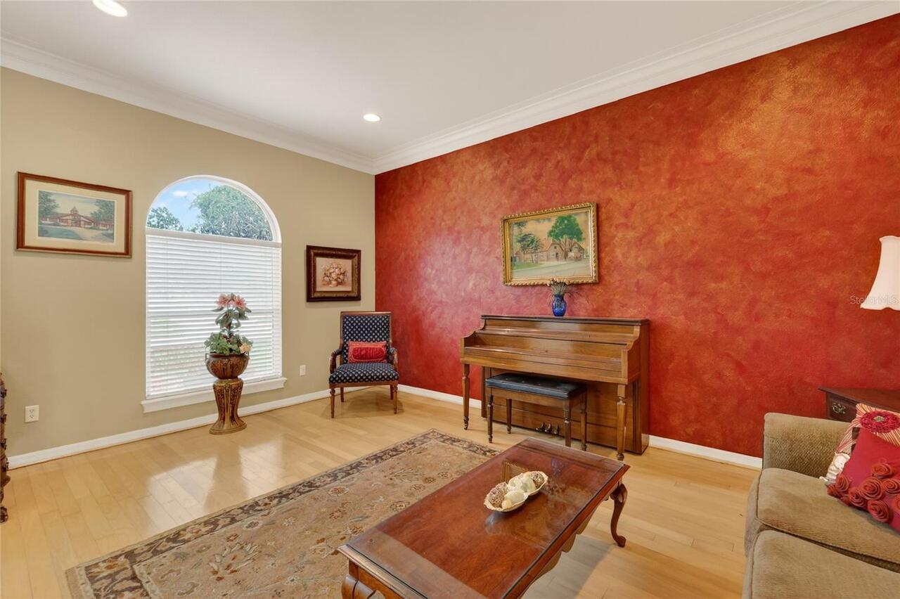 Listing Photo 6