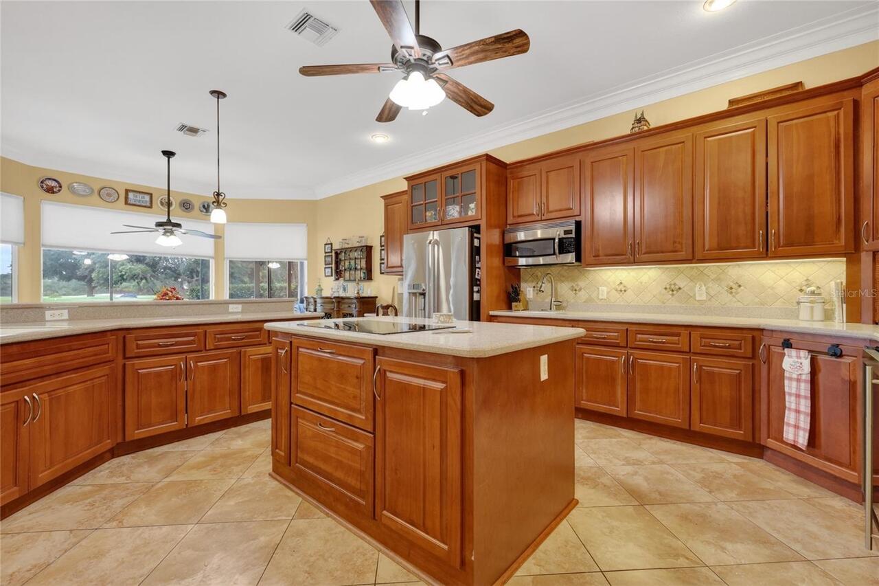 Listing Photo 15