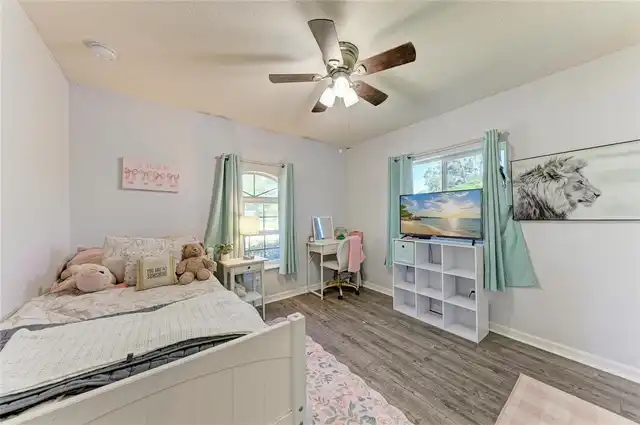 Listing Photo 20